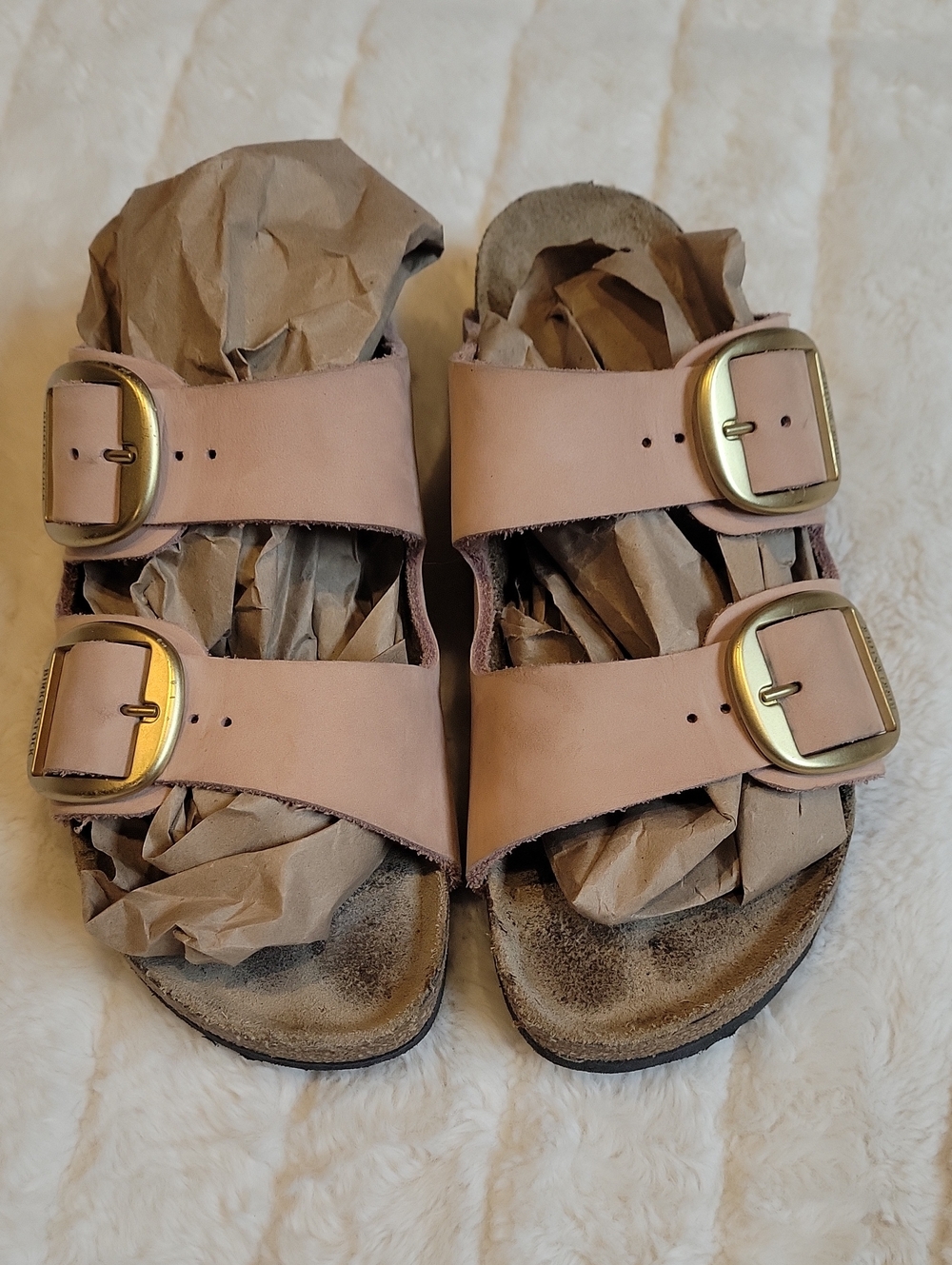 Birkenstock Arizona Two‑Strap Suede Slide in Dusty Pink